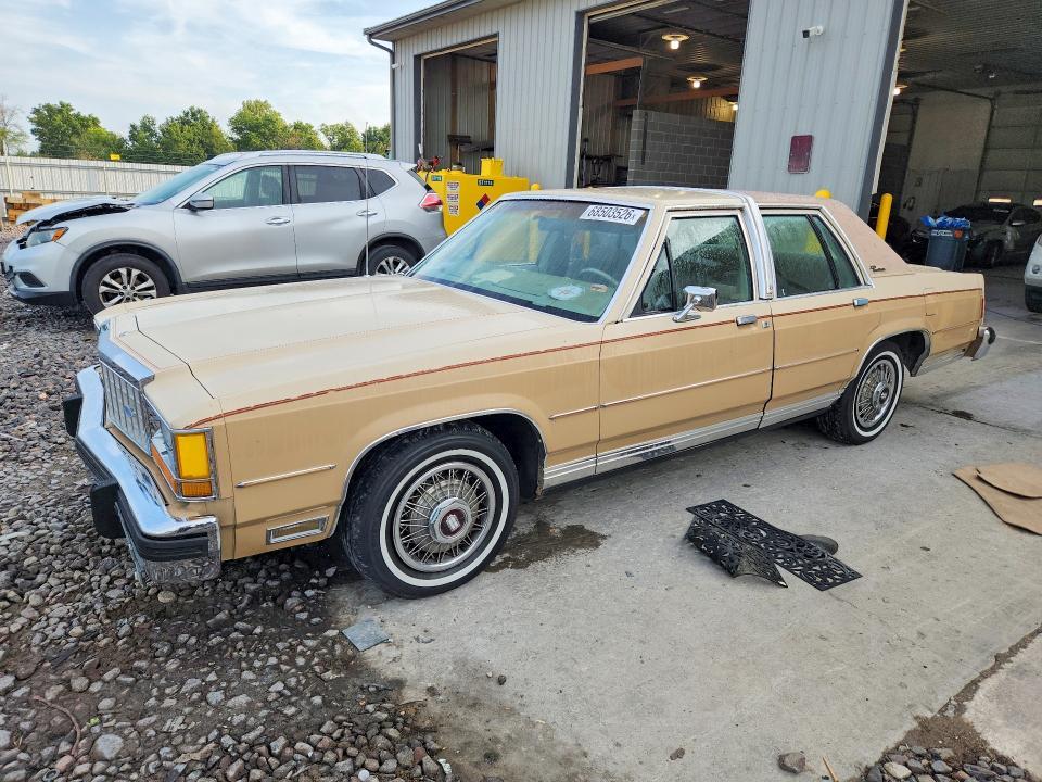 1985 Ford Ltd Crown Victoria