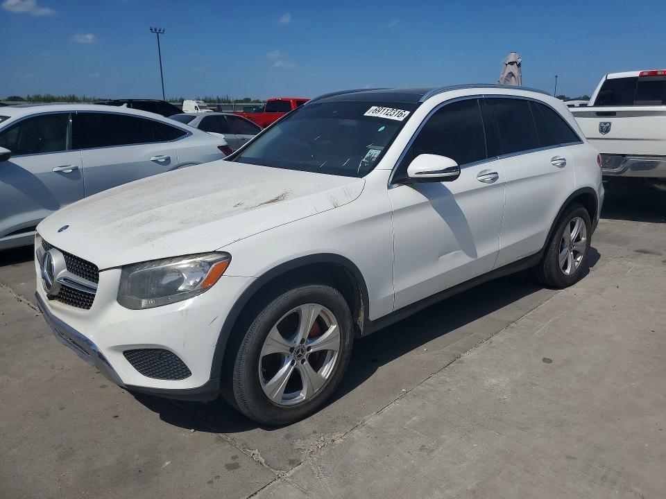 2017 Mercedes-Benz GLC 300