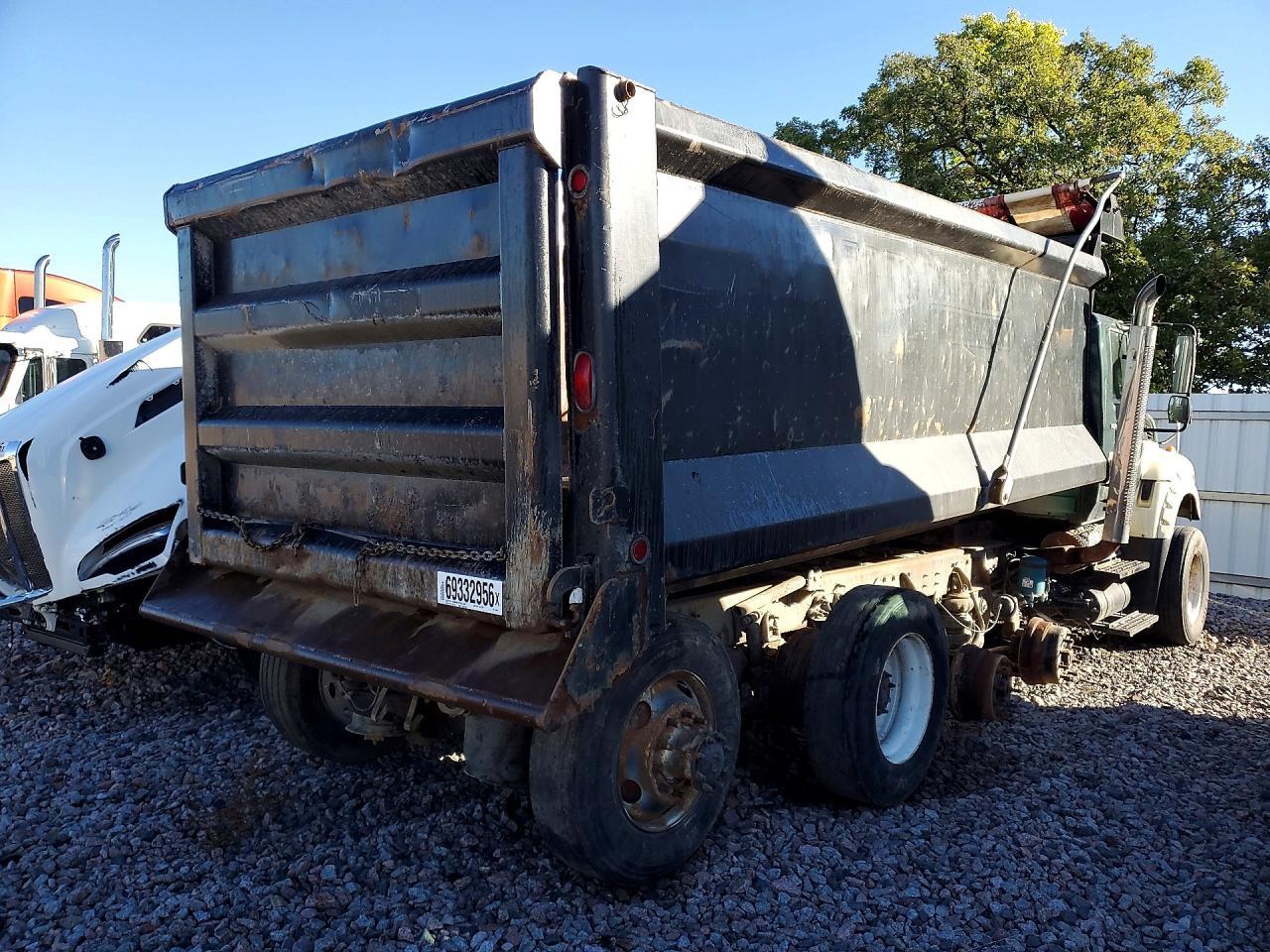 2013 International 7600 Dump Truck