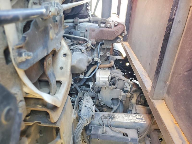 2005 Isuzu NPR