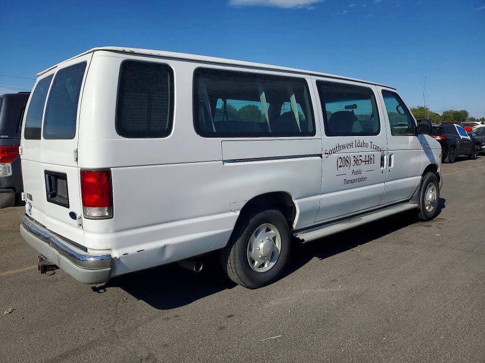 2001 Ford Econoline E350 Super Duty Wagon