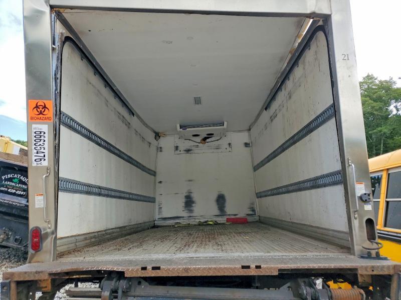 2018 Isuzu NPR HD