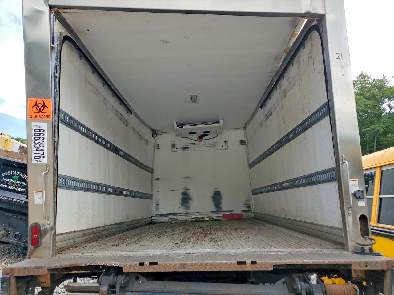 2018 Isuzu NPR HD Refrigerated BOX Truck