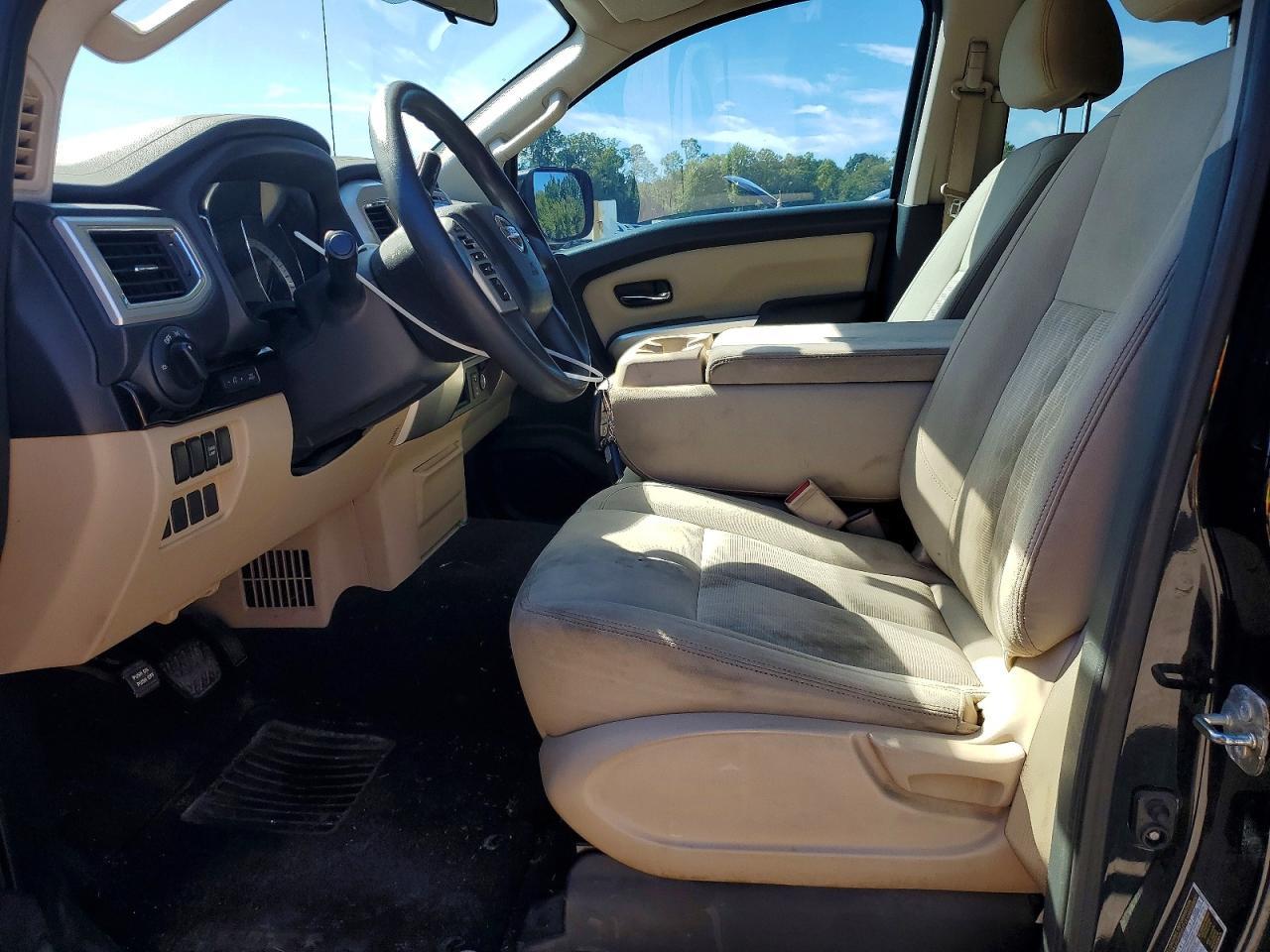 2017 Nissan Titan S