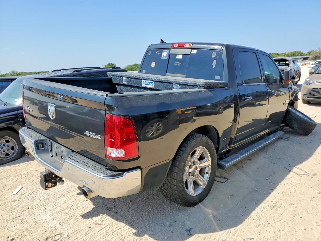 2017 Dodge RAM 1500 SLT
