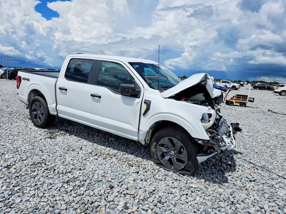 2025 Ford F150 STX