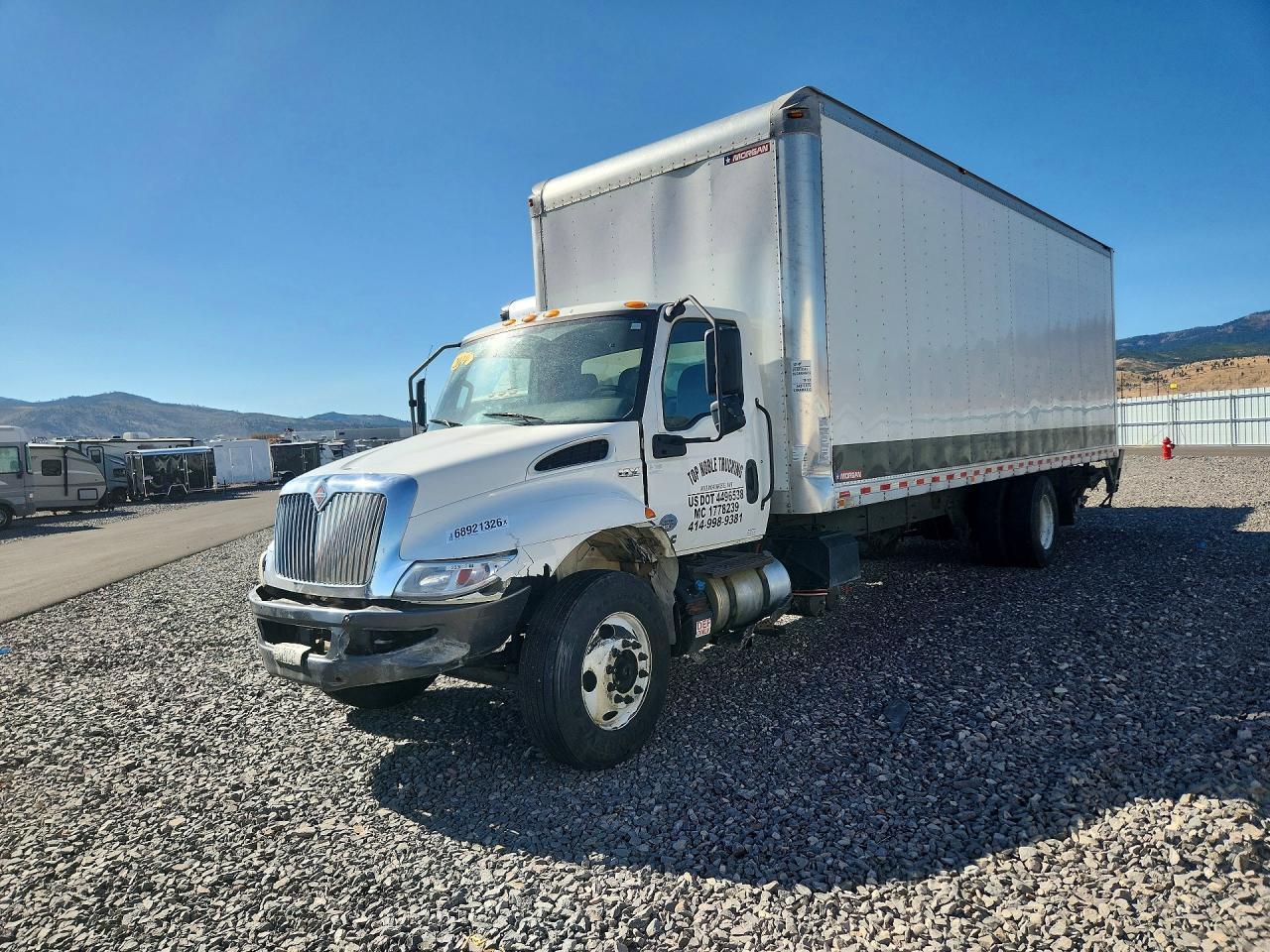 2019 International MV607 BOX Truck