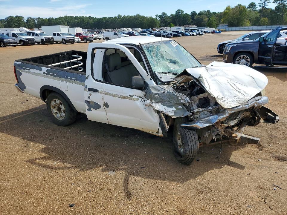 1998 Nissan Frontier Base