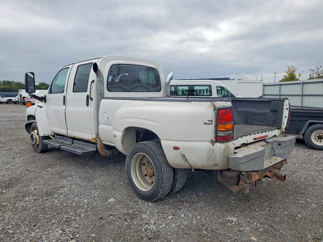 2004 Chevrolet C5500 C5E042