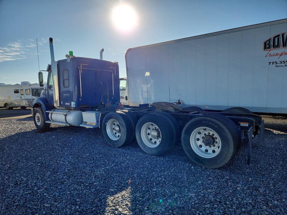 2007 Freightliner Columbia 120 Semi Truck