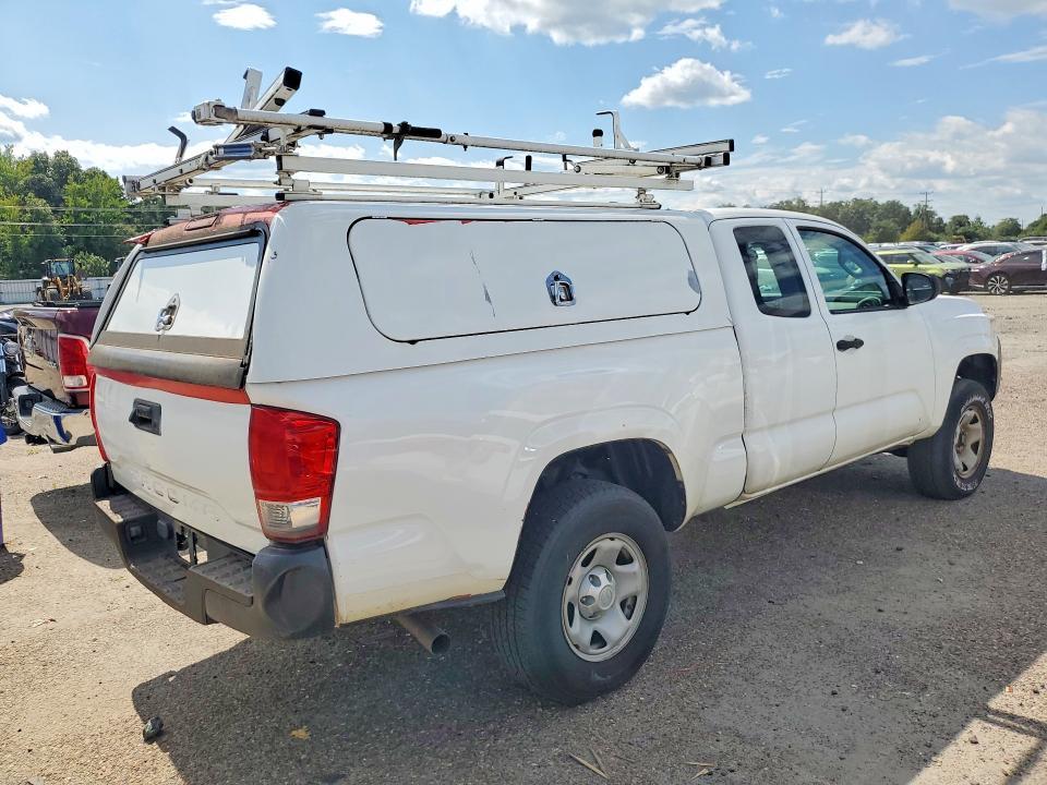 2017 Toyota Tacoma SR