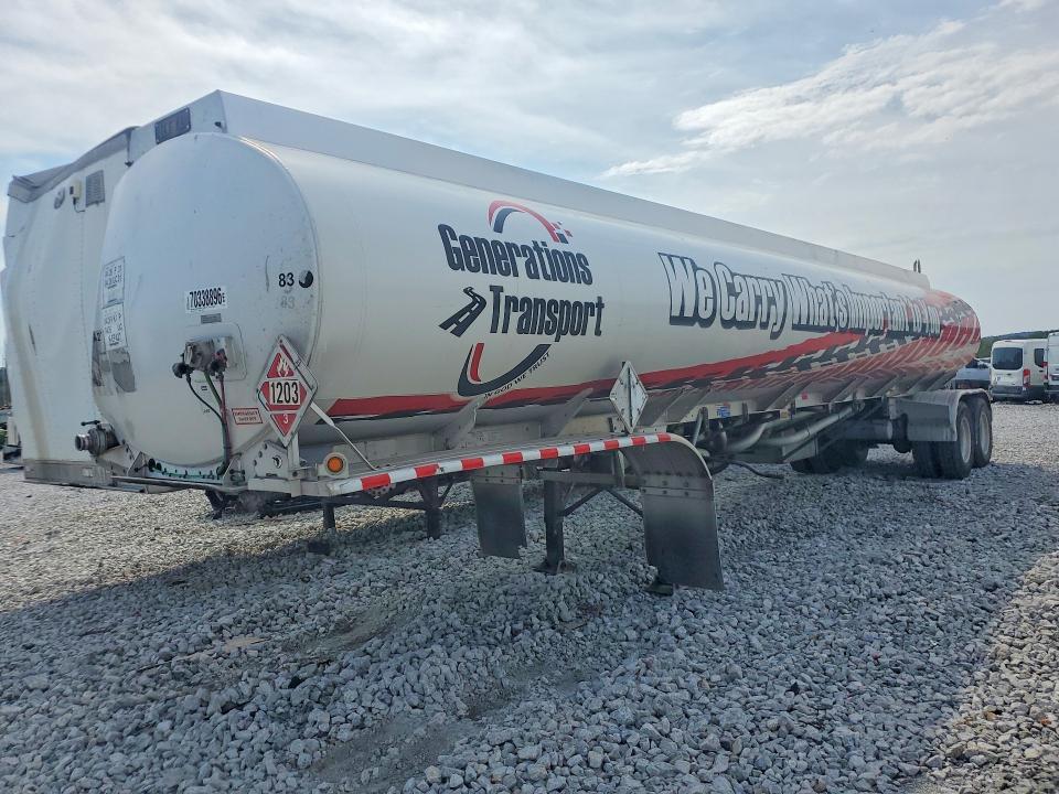 2012 Heil Fuel Tank Trailer