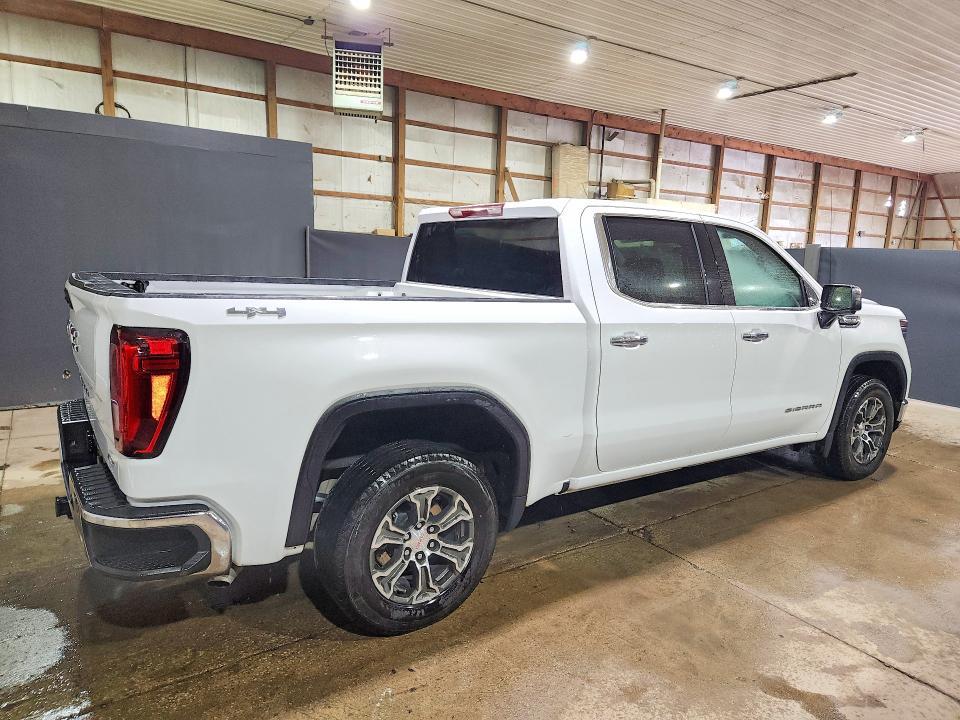 2025 GMC Sierra K1500 SLT