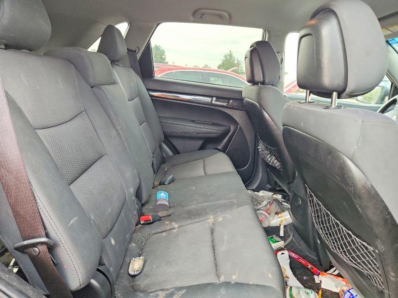 2013 KIA Sorento LX