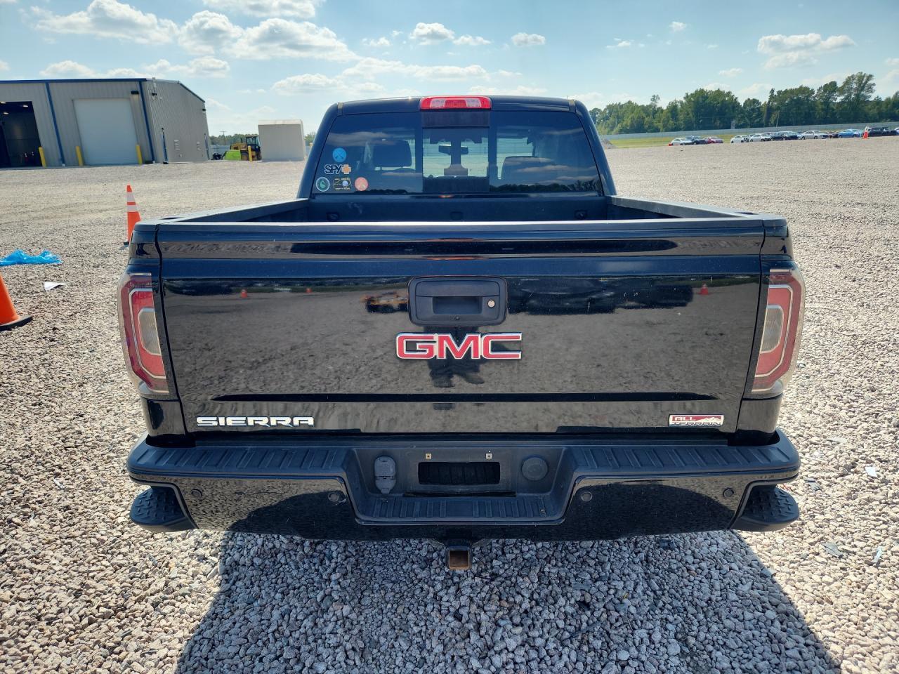 2017 GMC Sierra K1500 SLT