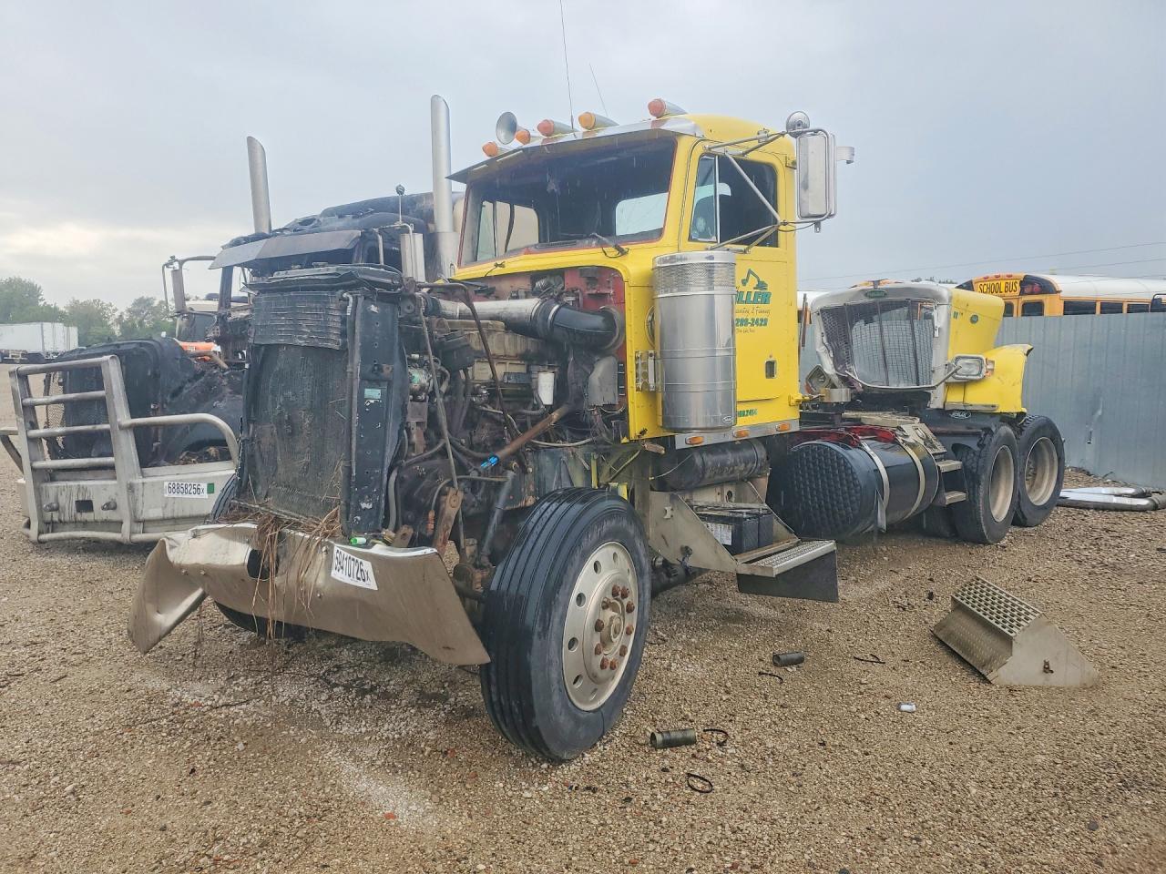 1989 Peterbilt 1989  379-Semi Truck