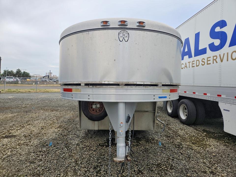 2003 Horse Trailer 2003 Watson Livestock Trailer