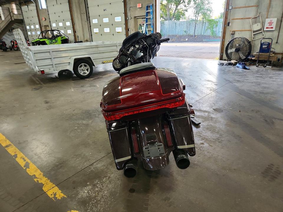 2019 Harley-Davidson Flhxse