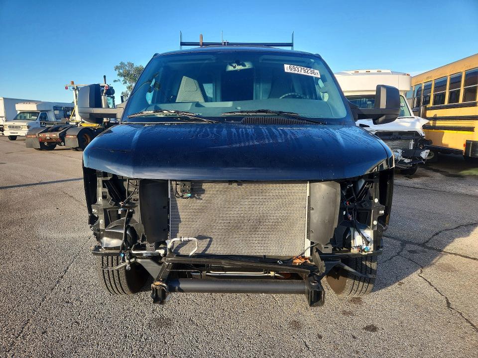 2026 GMC Savana Cutaway G3500