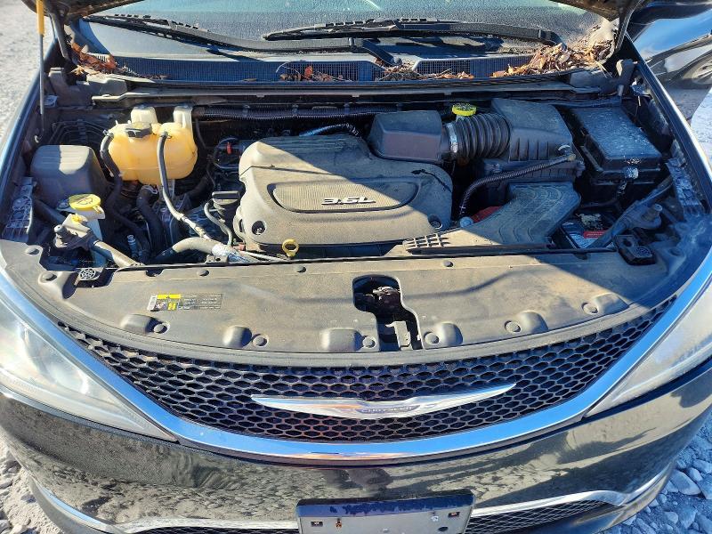 2017 Chrysler Pacifica Touring L