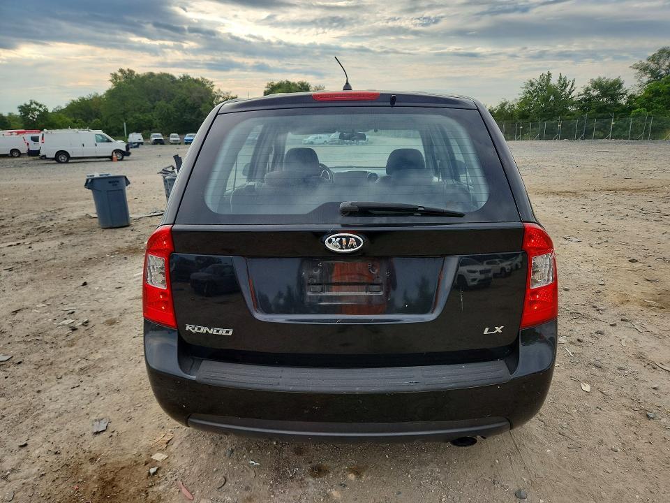 2007 KIA Rondo LX