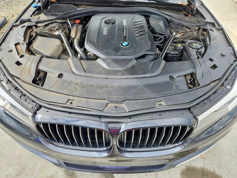 2016 BMW 740 i