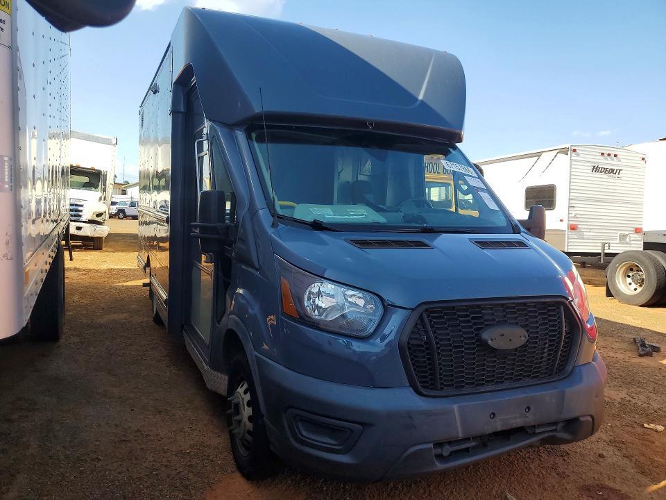 2021 Ford Transit Delivery Truck