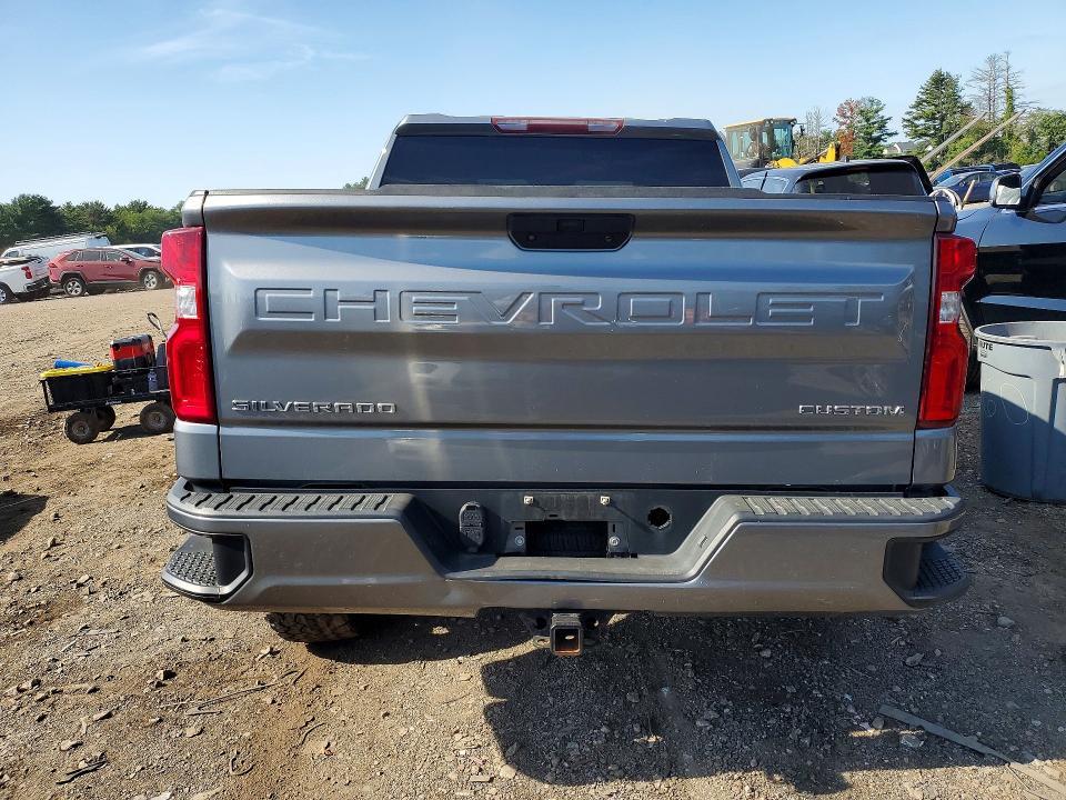 2021 Chevrolet Silverado K1500 Custom