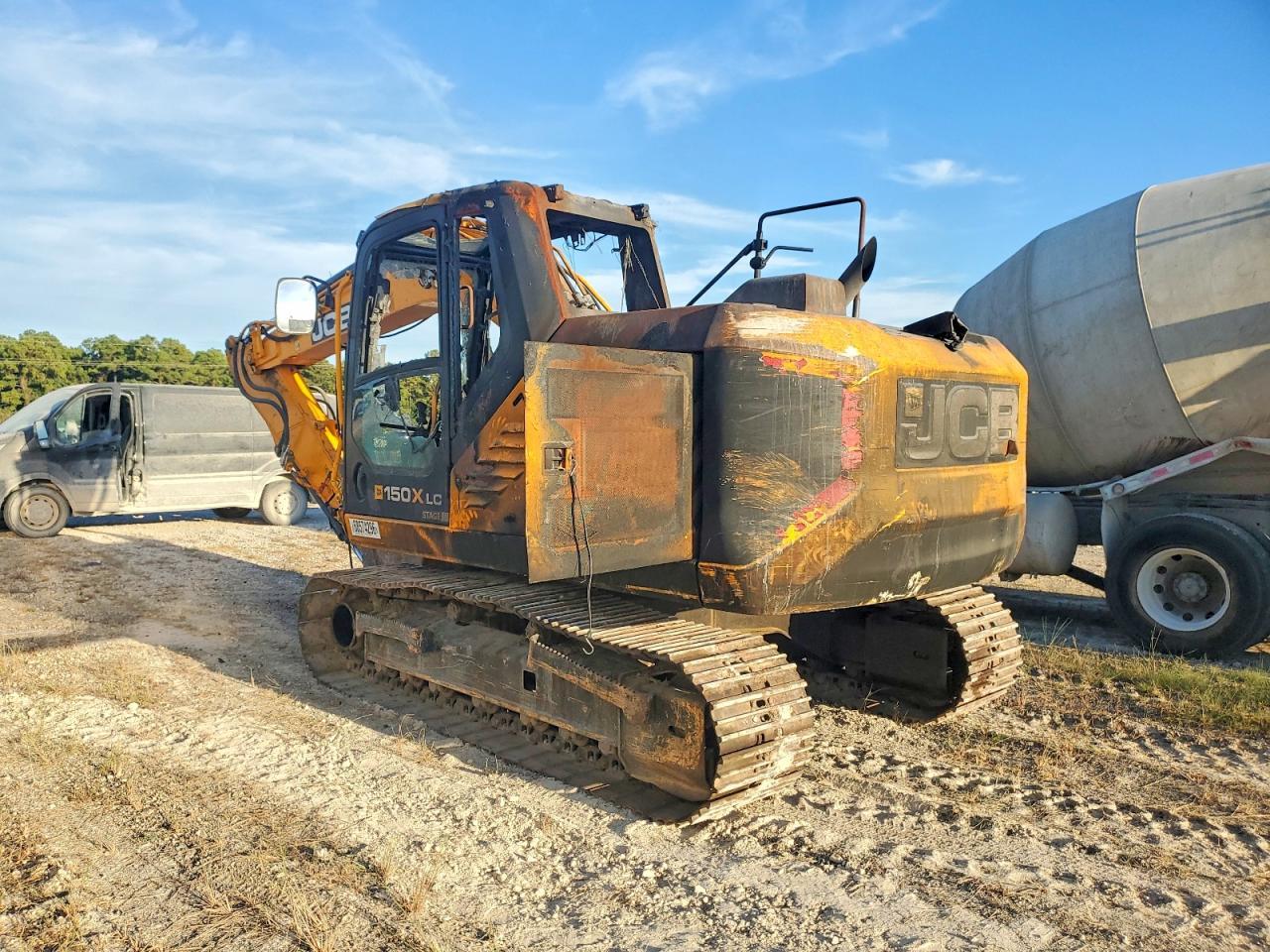 2023 JCB 150X LC Excavator