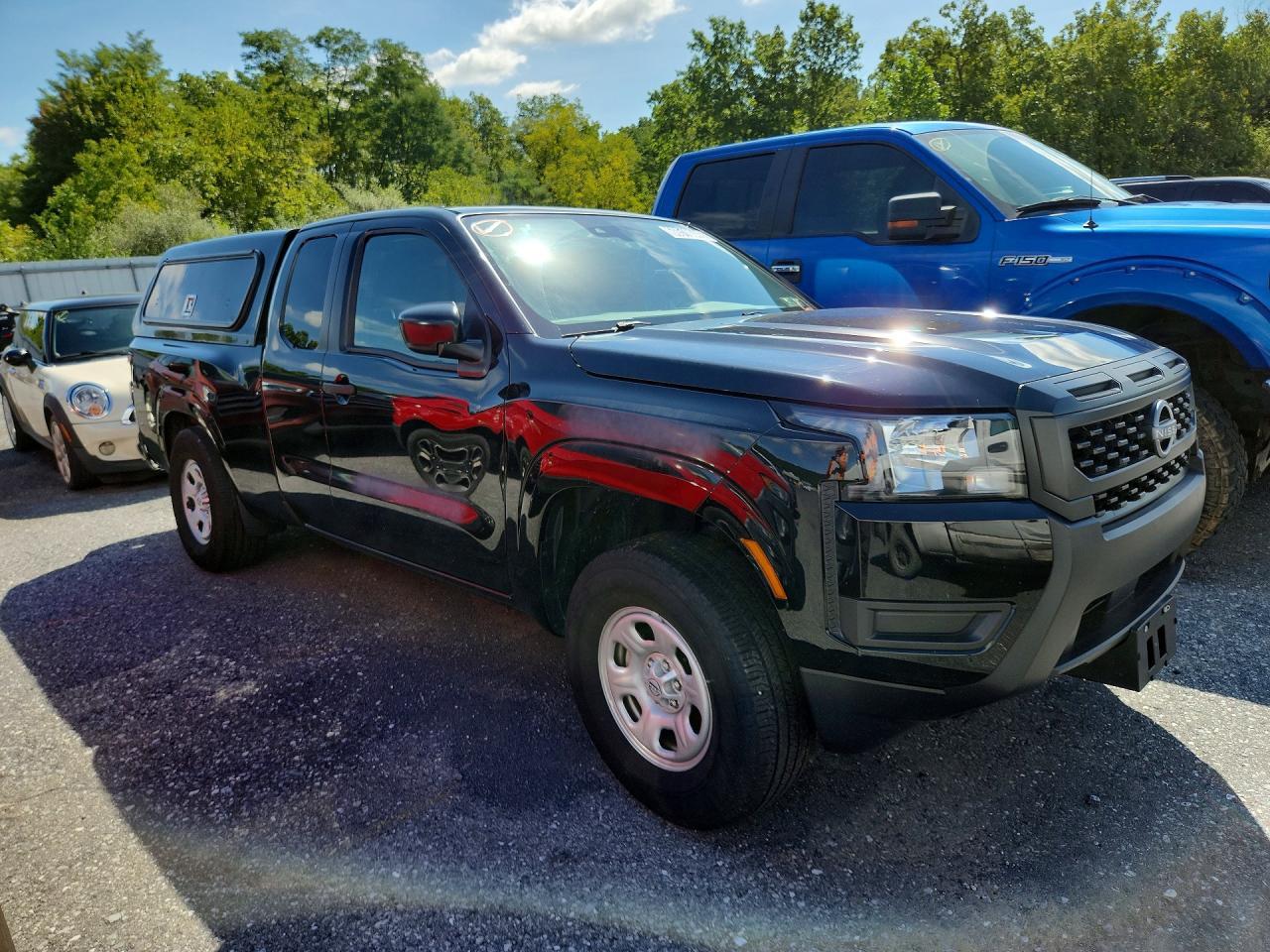 2025 Nissan Frontier S