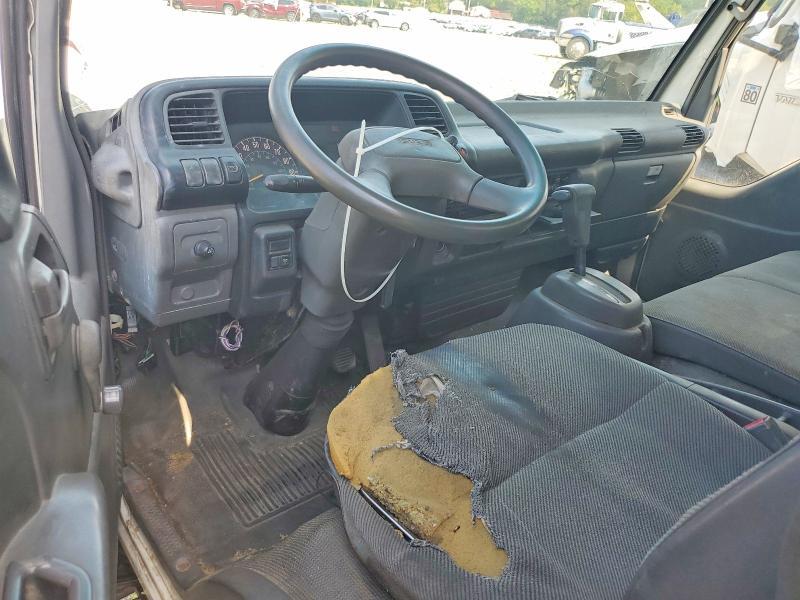1999 Isuzu NPR