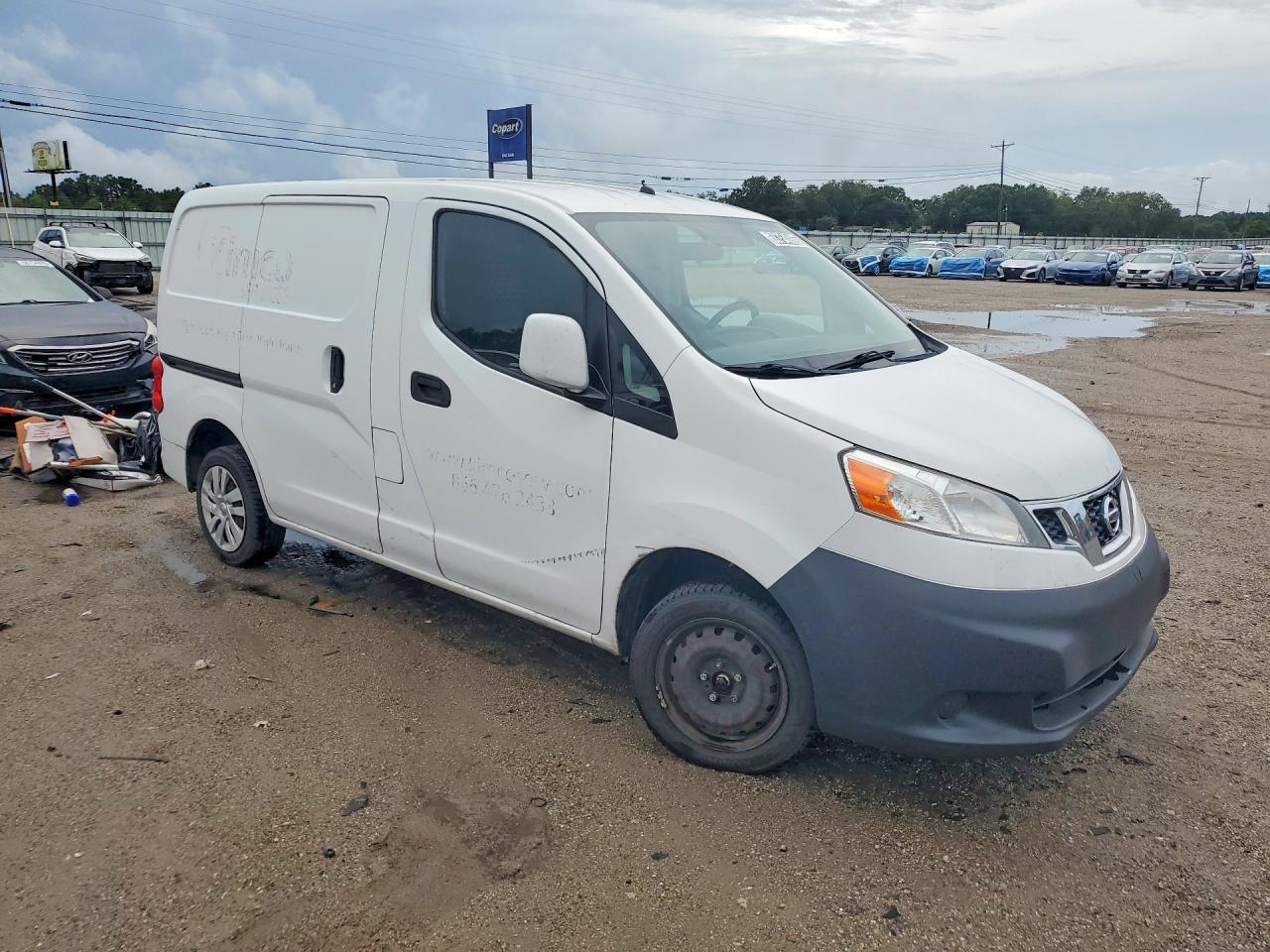 2017 Nissan NV200 SV