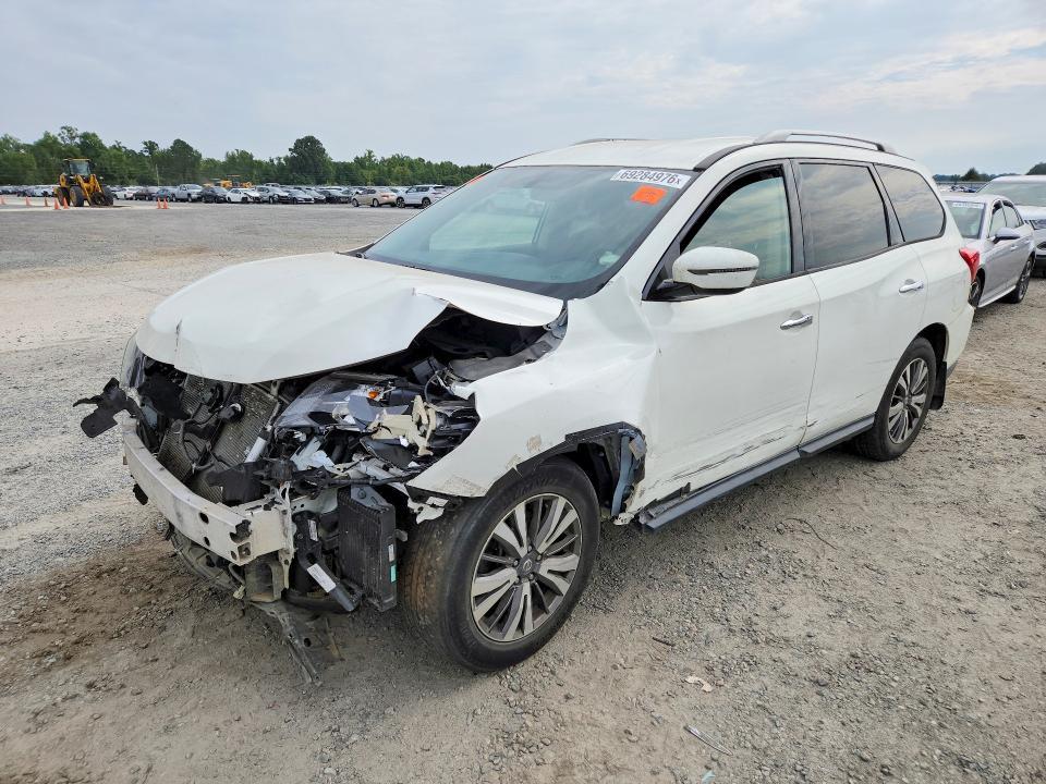2020 Nissan Pathfinder S