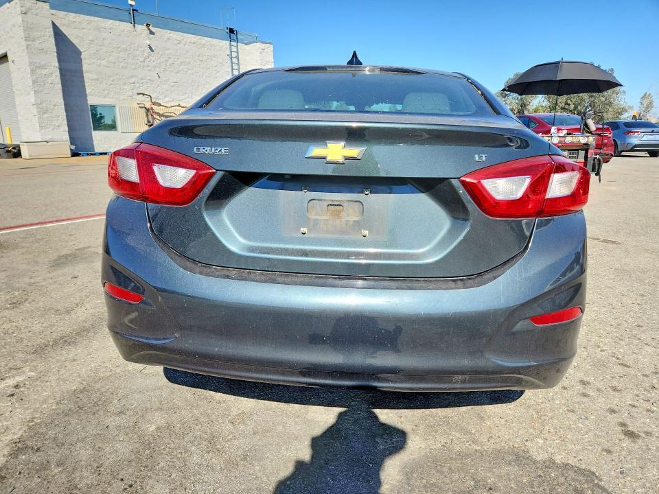 2018 Chevrolet Cruze LT