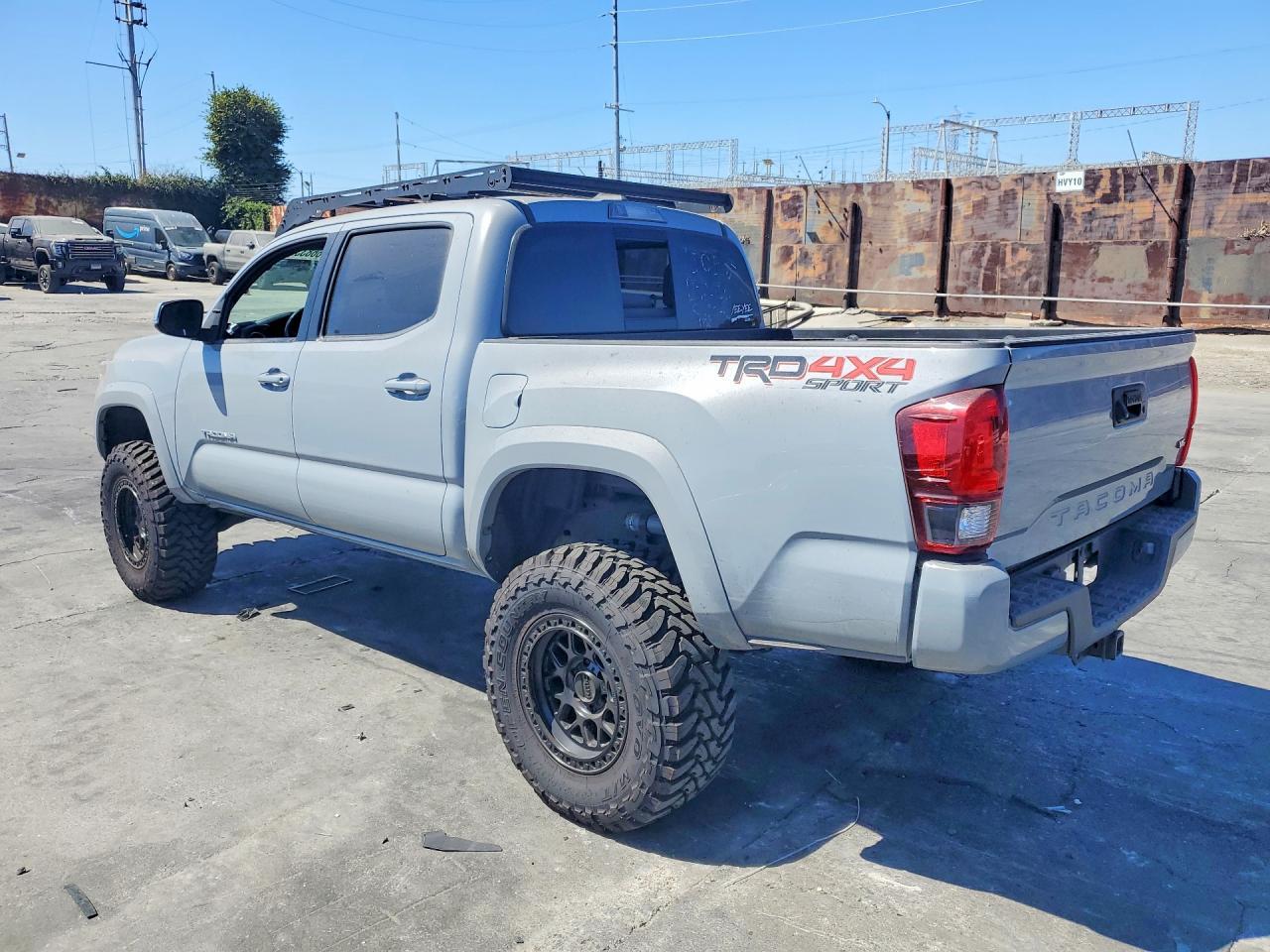 2018 Toyota Tacoma TRD Sport