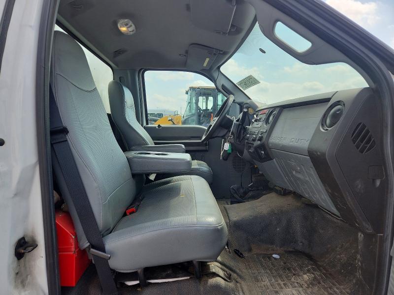 2017 Ford F650 Super Duty BOX Truck
