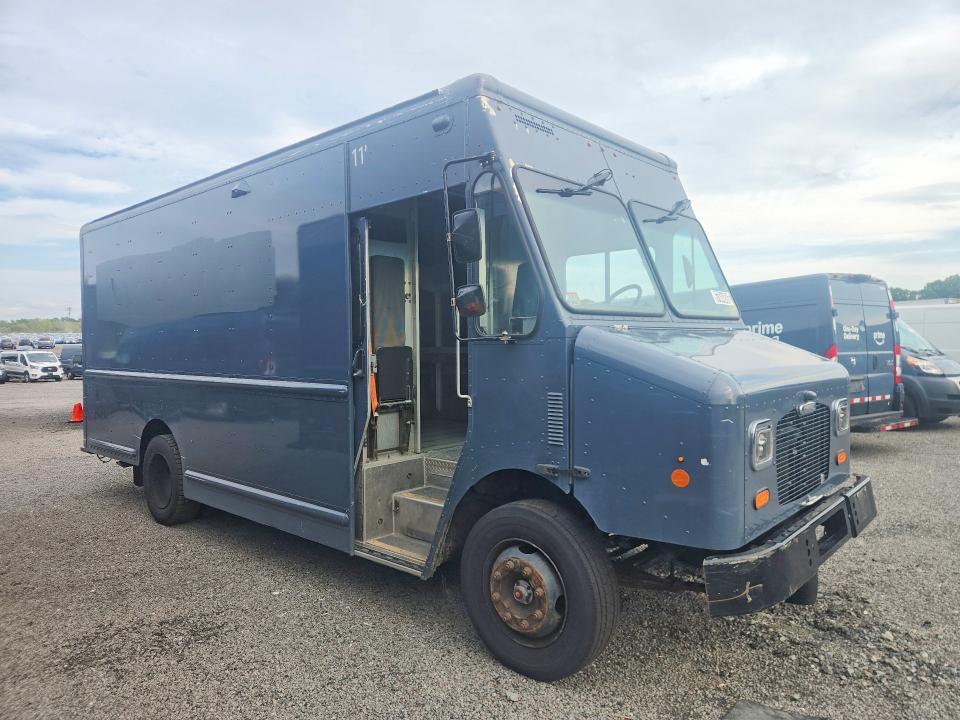2021 Freightliner MT45G Chassis Delivery Truck