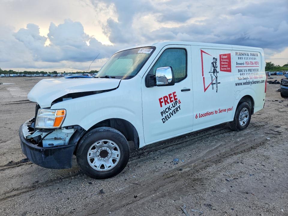 2017 Nissan NV 2500 HD SV