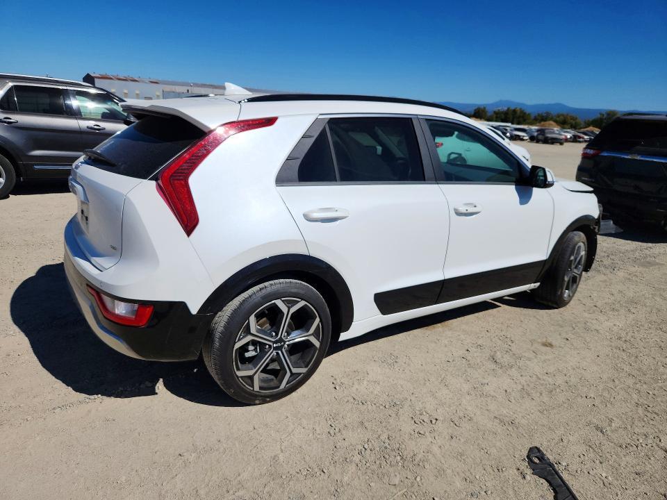 2024 KIA Niro EX