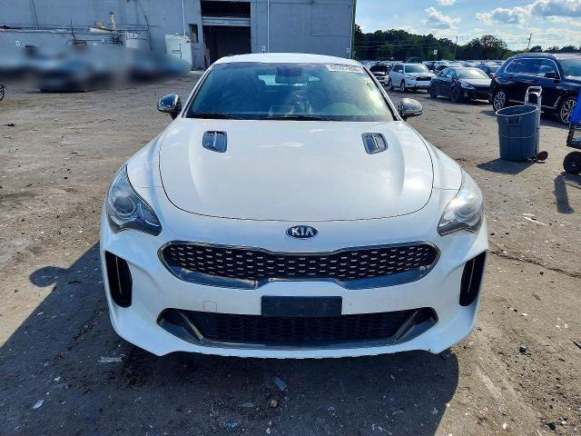 2020 KIA Stinger Gt-LINE