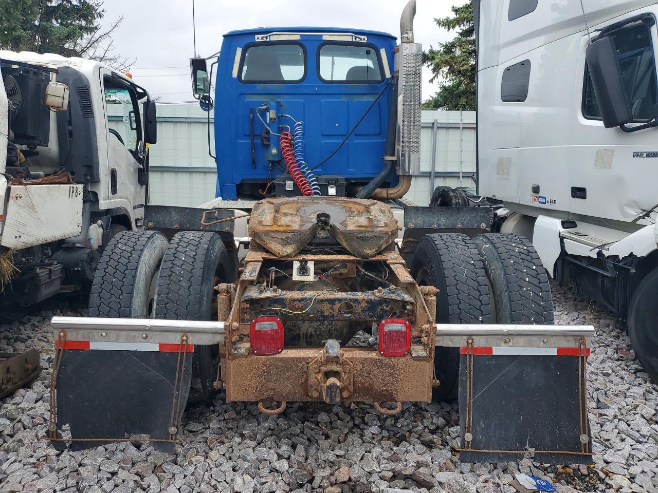 1998 Ford A9513 Semi Truck