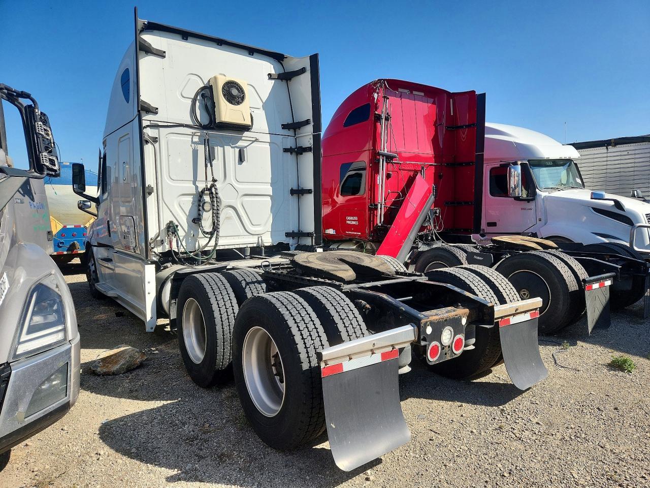 2021 Freightliner Cascadia 126 Semi Truck