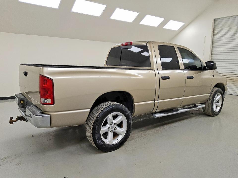 2004 Dodge RAM 1500 ST