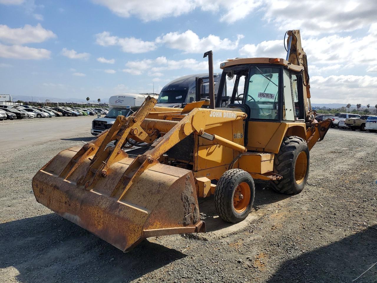 1985 John Deere Backhoe