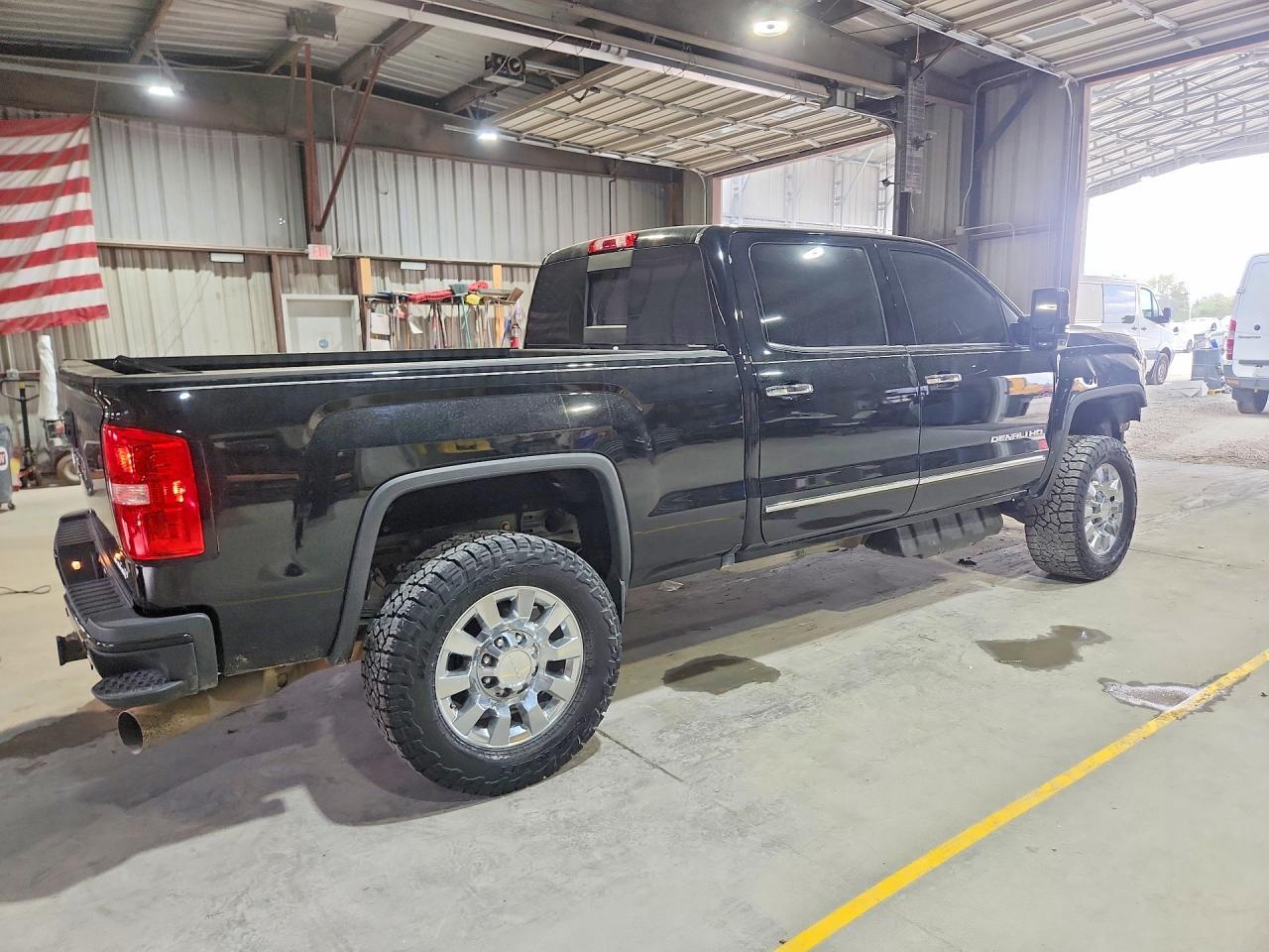 2017 GMC Sierra K2500 Denali