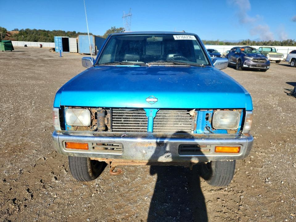 1995 Nissan Truck XE V6