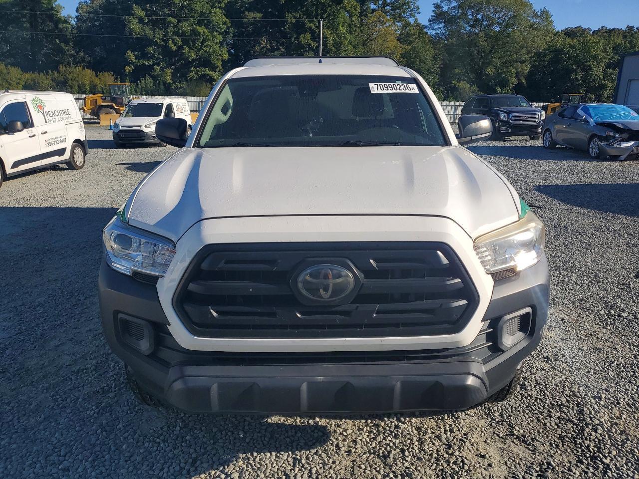 2018 Toyota Tacoma SR