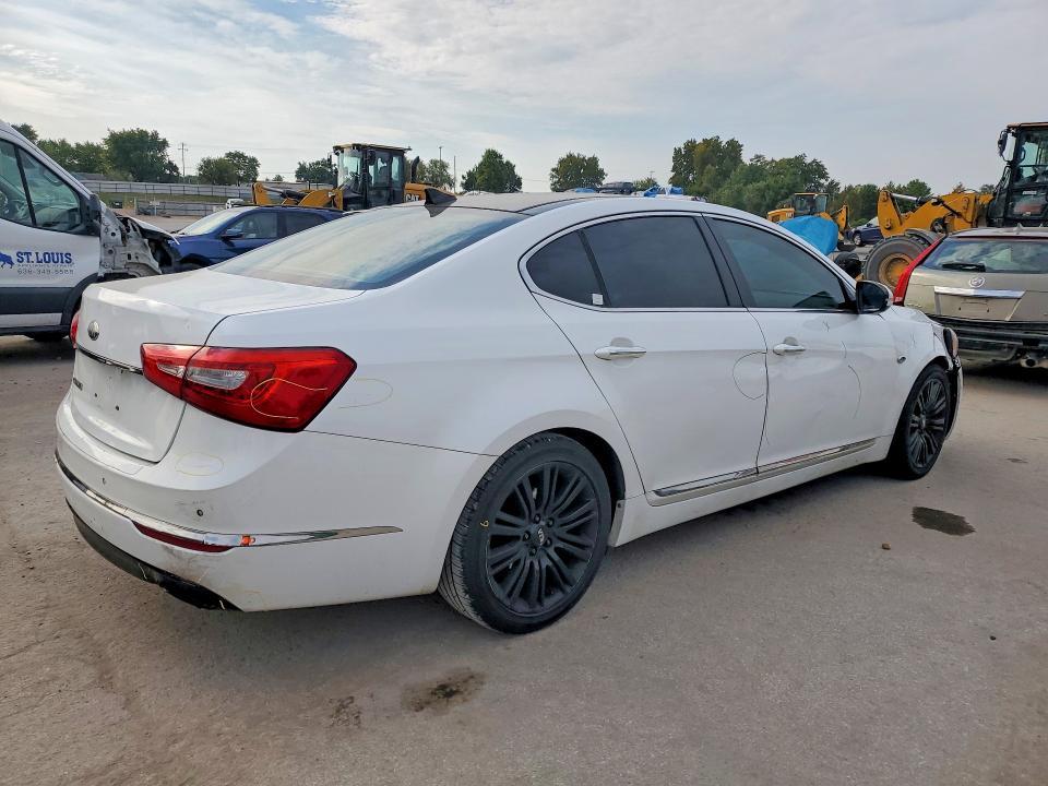 2014 KIA Cadenza Premium