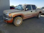 2005 GMC C2500 Crew