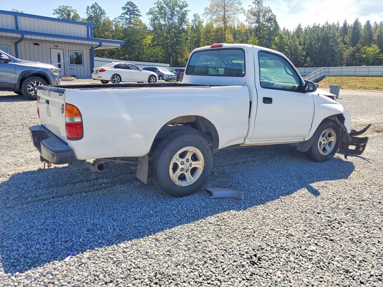 2004 Toyota Tacoma Base